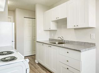 Silvana Villa, Edmonton, AB T5P 2R3