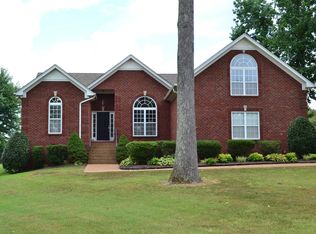 706 Deer Ridge Ln, Lebanon, TN 37087