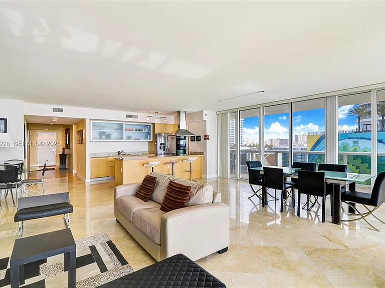 1800 S Ocean Dr #1101 — Photo 3