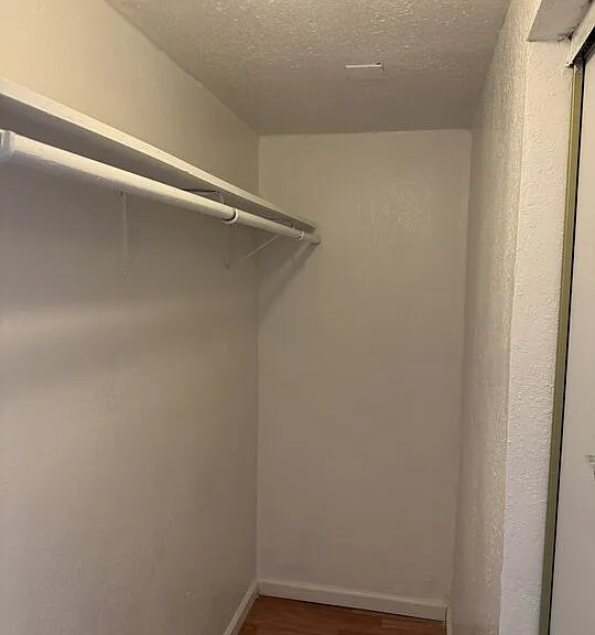 5042 Ferndale St — Photo 16