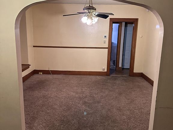 4th image of 2421 Bauman Ave