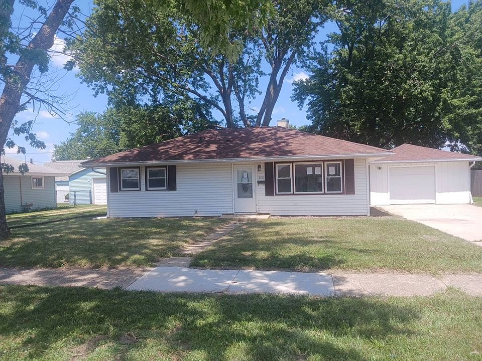 1st image of 406 W 20th St