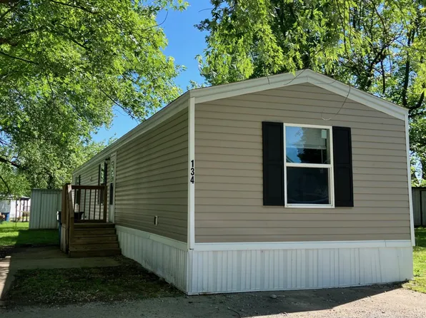 134 Hemlock Dr #134, Mount Vernon, IL 62864