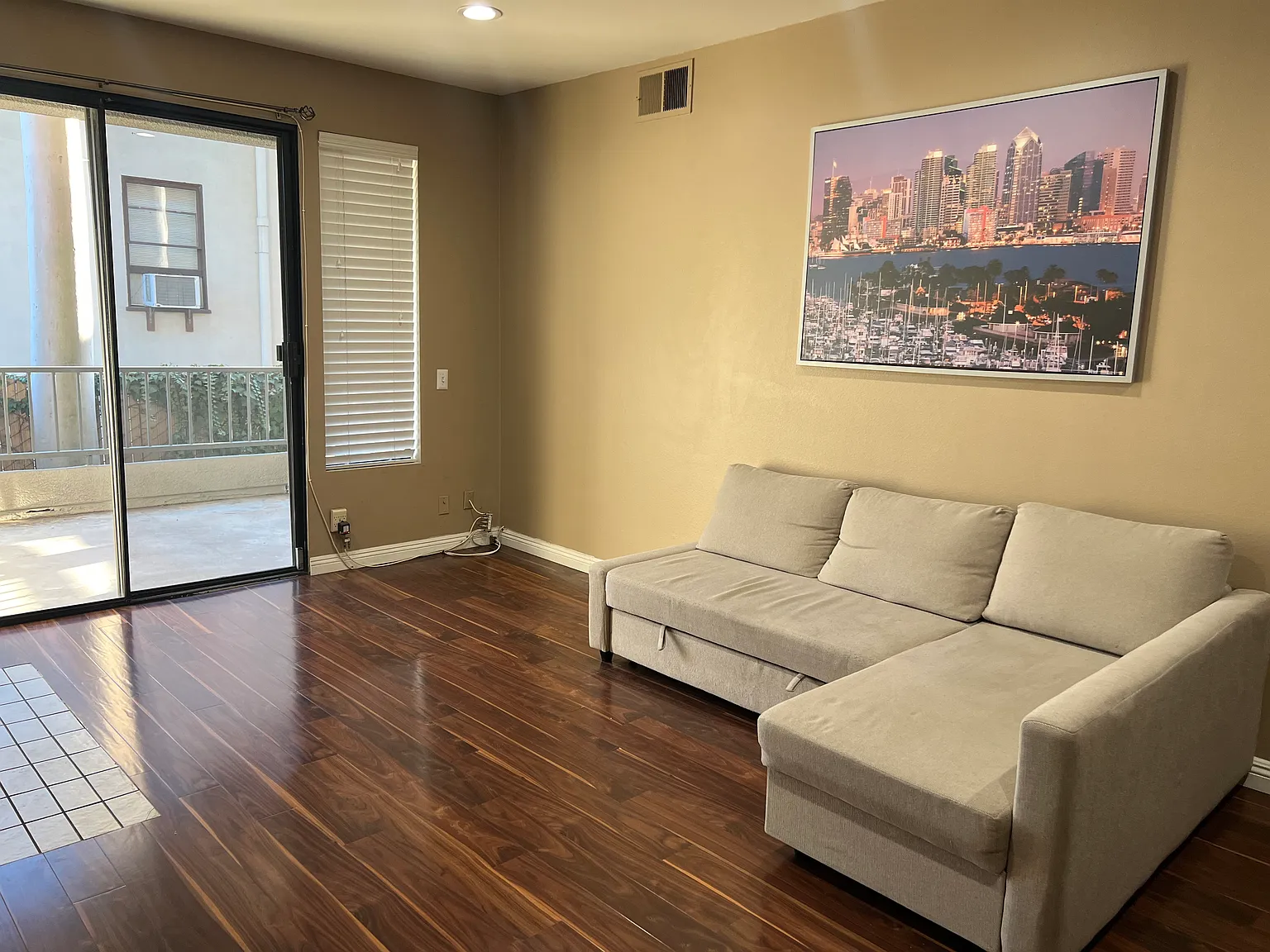 1310 E Orange Grove Boulevard — Photo 4