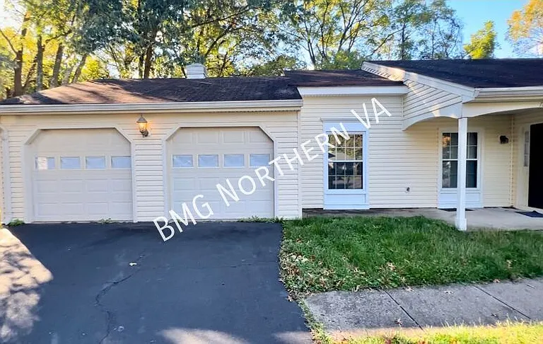 1724 Fantasia Cir — Photo 3