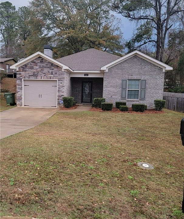 1st image of 1061 Riverwood Dr