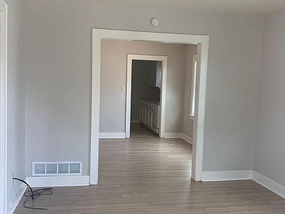 4th image of 8343 Paseo Blvd