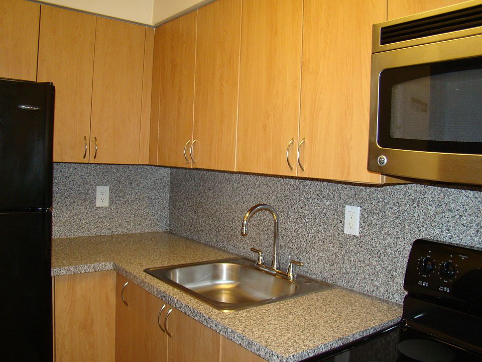 1st image of 1931 NE 51st St APT 3