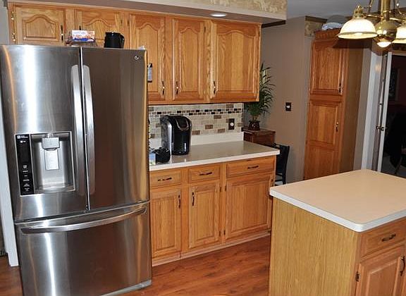 4th image of 2195 Hopkins Ln