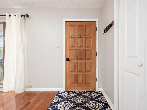 5th image of 4390 Anderson Dr