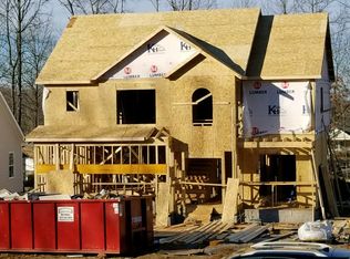 2 Chestnut Dr, Clarksville, TN