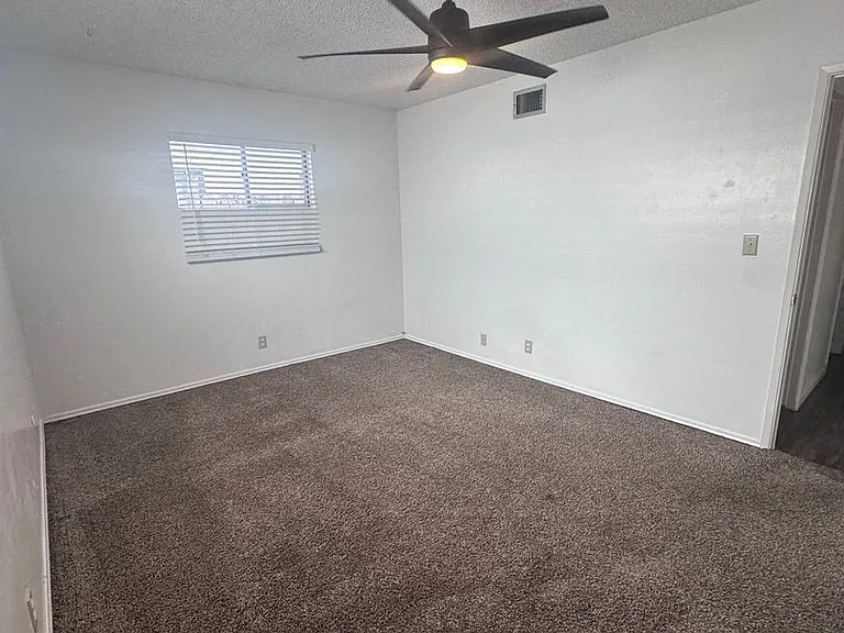 5140 Catoctin Dr — Photo 14