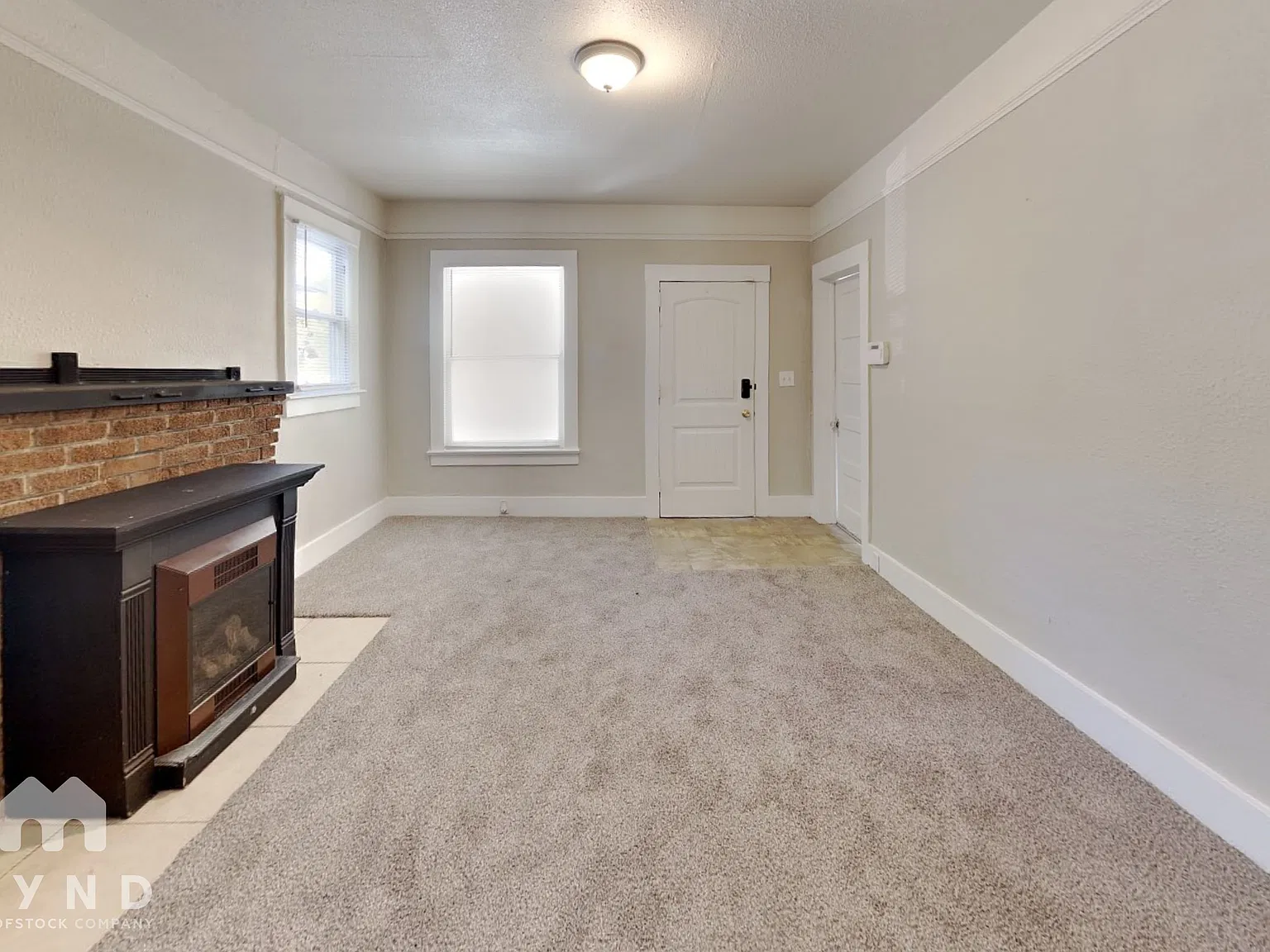 3 bed, 2.0 bath, 1078 sqft, $1,250 — Photo 4