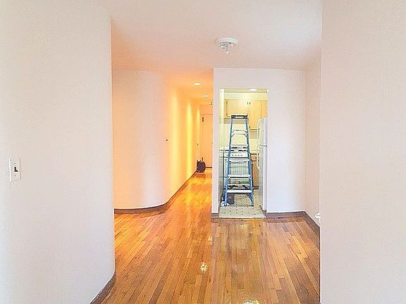 3rd image of 309 Columbus Ave APT 4A