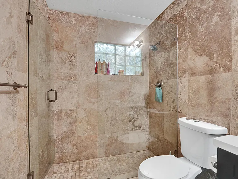 3322 McKinley St — Photo 23