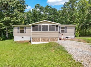 288 Flynns Cove Rd, Crossville, TN 38572