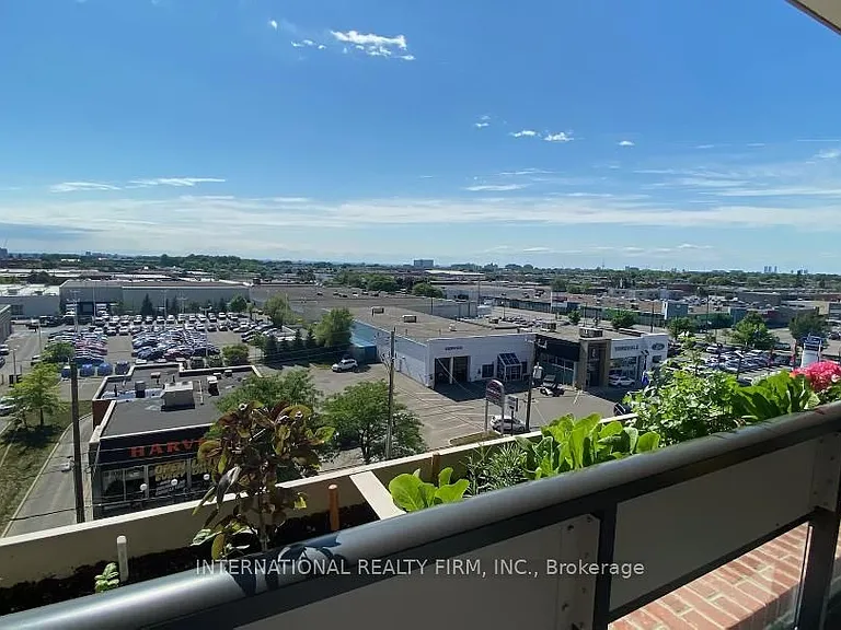 3091 Dufferin St #601 — Photo 19