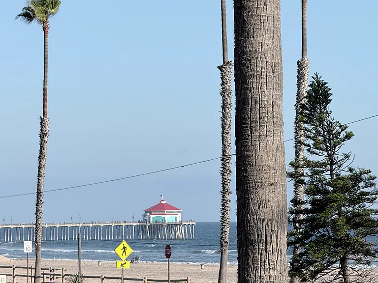1400 Pacific Coast Hwy #114 — Photo 33