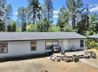 155 W Oak Ave, Hayfork, CA 96041