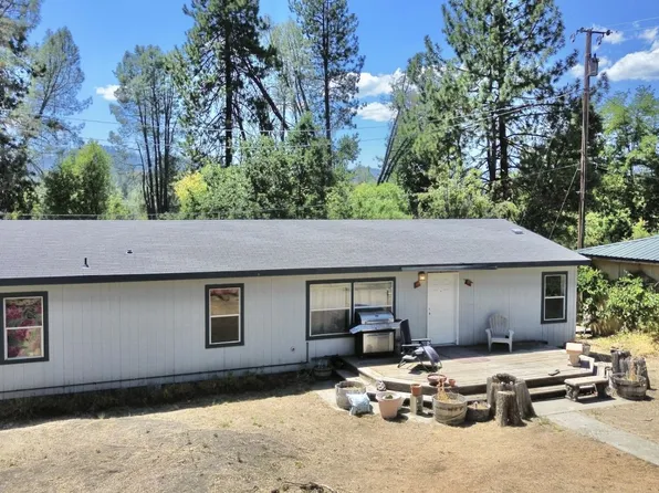155 W Oak Ave, Hayfork, CA 96041