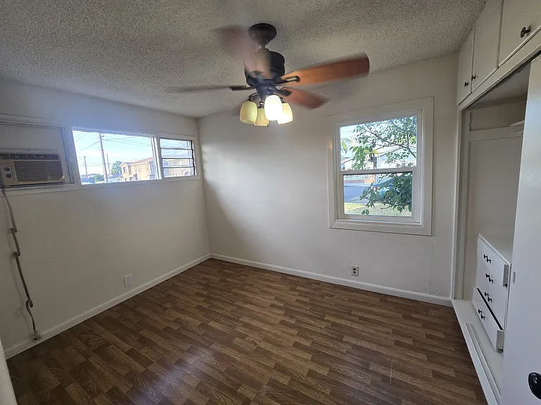 10611 Lexington St — Photo 9