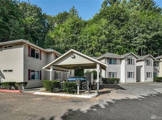595 Newport Way NW APT A3, Issaquah, WA 98027