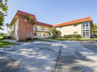 81 Crooked Tree Ln APT 107, Vero Beach, FL 32962