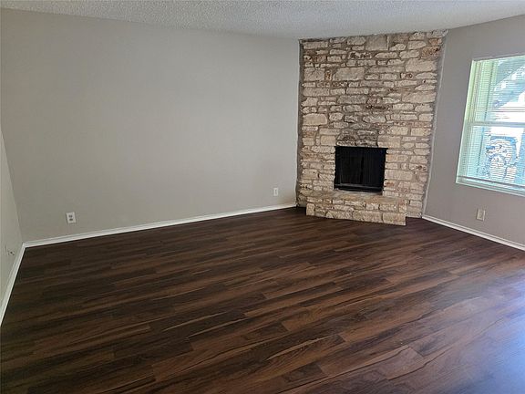 4th image of 10207 Brownie Dr APT A