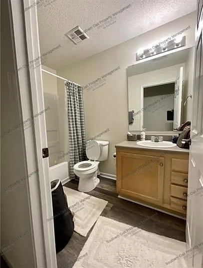 1133 Harts Ridge Dr — Photo 3