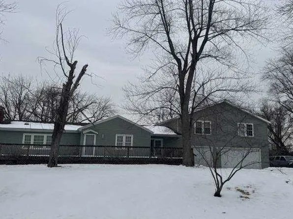 12816 Bellefontaine Rd, Saint Louis, MO 63138