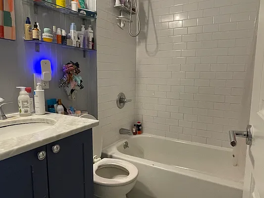 Rented by RCO Realty Inc | media 8