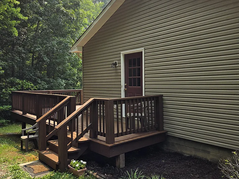 Holly Springs Dr — Photo 2