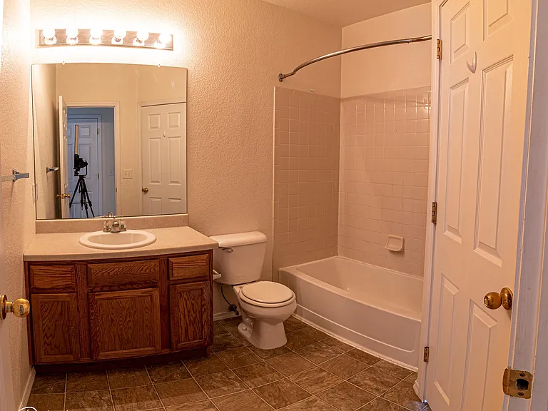 16346 E Fremont Ave #11 — Photo 9