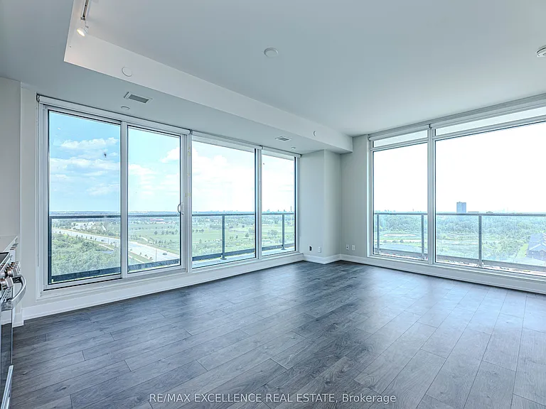 215 Veterans Dr #1008S — Photo 13