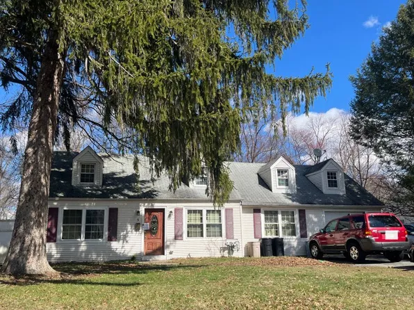 5 Brookside Ave, Pompton Plains, NJ 07444