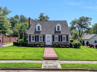 305 Hickory St, Clinton, SC 29325