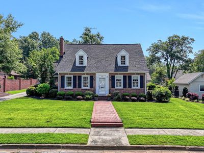 305 Hickory St, Clinton, SC, 29325