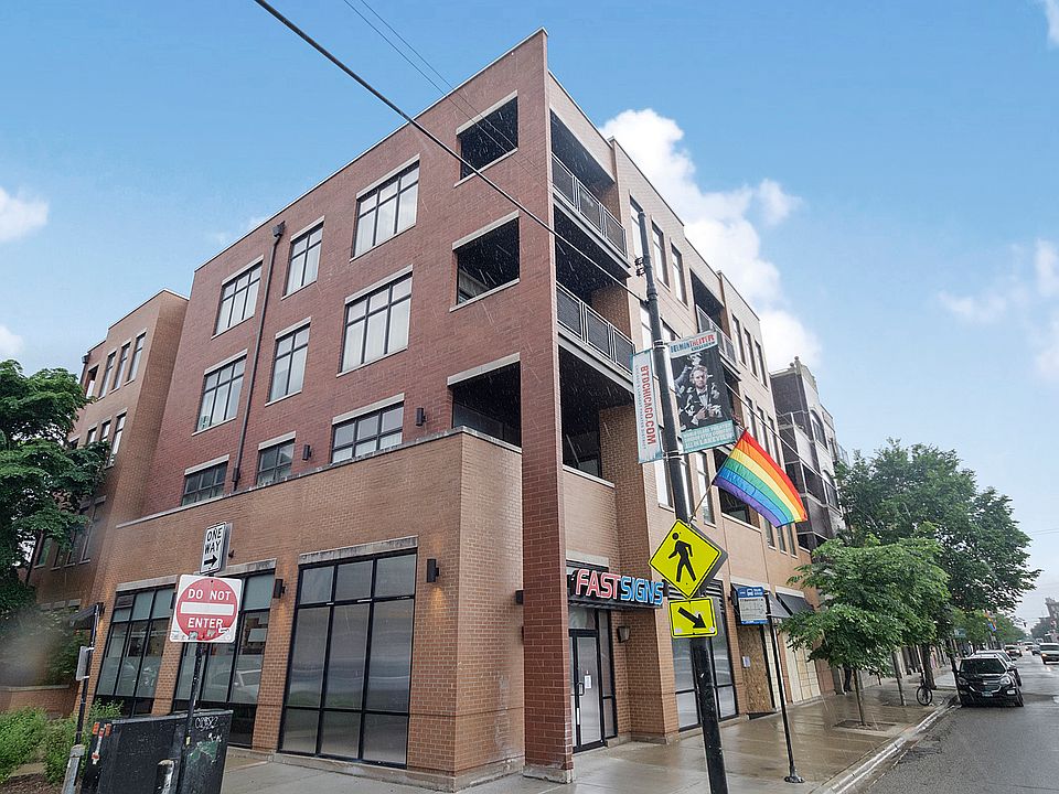1st image of 3158 N Seminary Ave APT 4C