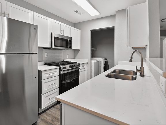 4th image of 770 S 40th St #G2-g204
