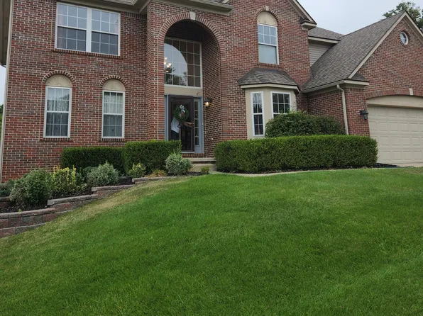 2270 Hickory Point Dr, Ann Arbor, MI 48105