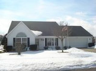 4033 Quail Hill Dr, Richmond, IN 47374