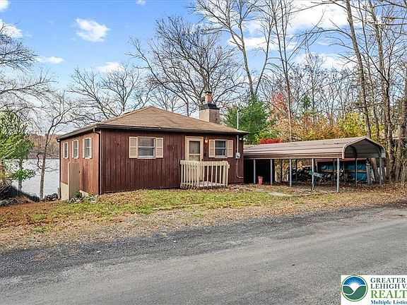 3rd image of 6361 Lakeshore Dr E