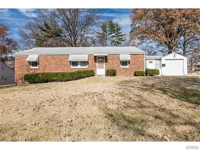25 Olympia Dr photo 1
