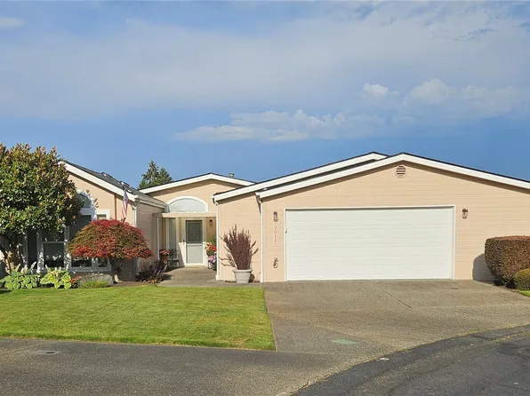 9011 61st Avenue Ct E, Puyallup, WA 98371