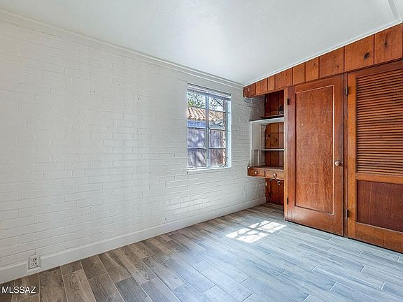 5th image of 2520 E Helen St