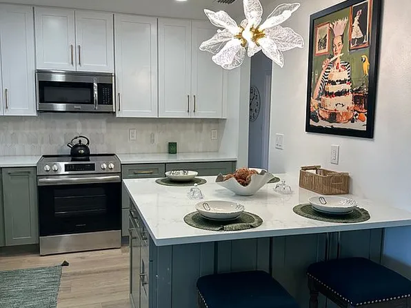 1961 Bradway St NE, Palm Bay, FL 32905