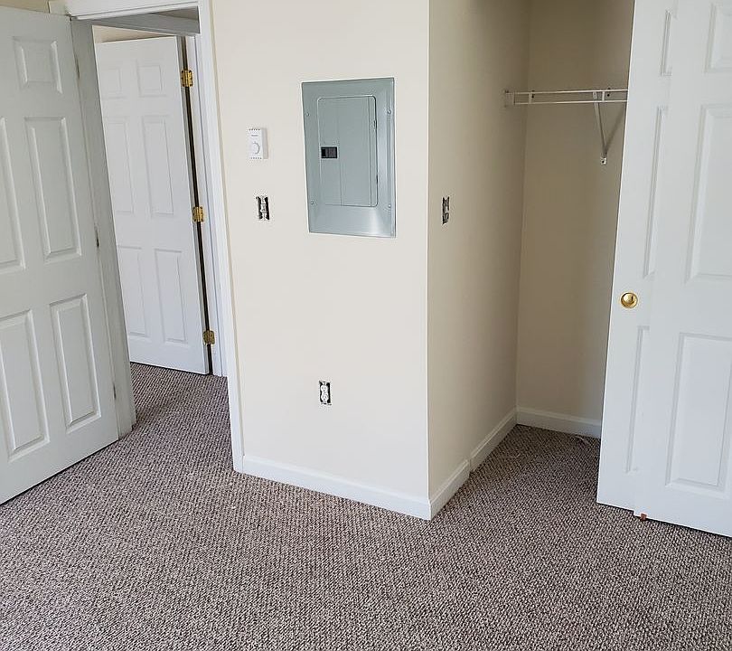 1st image of 2J Salmon St #36