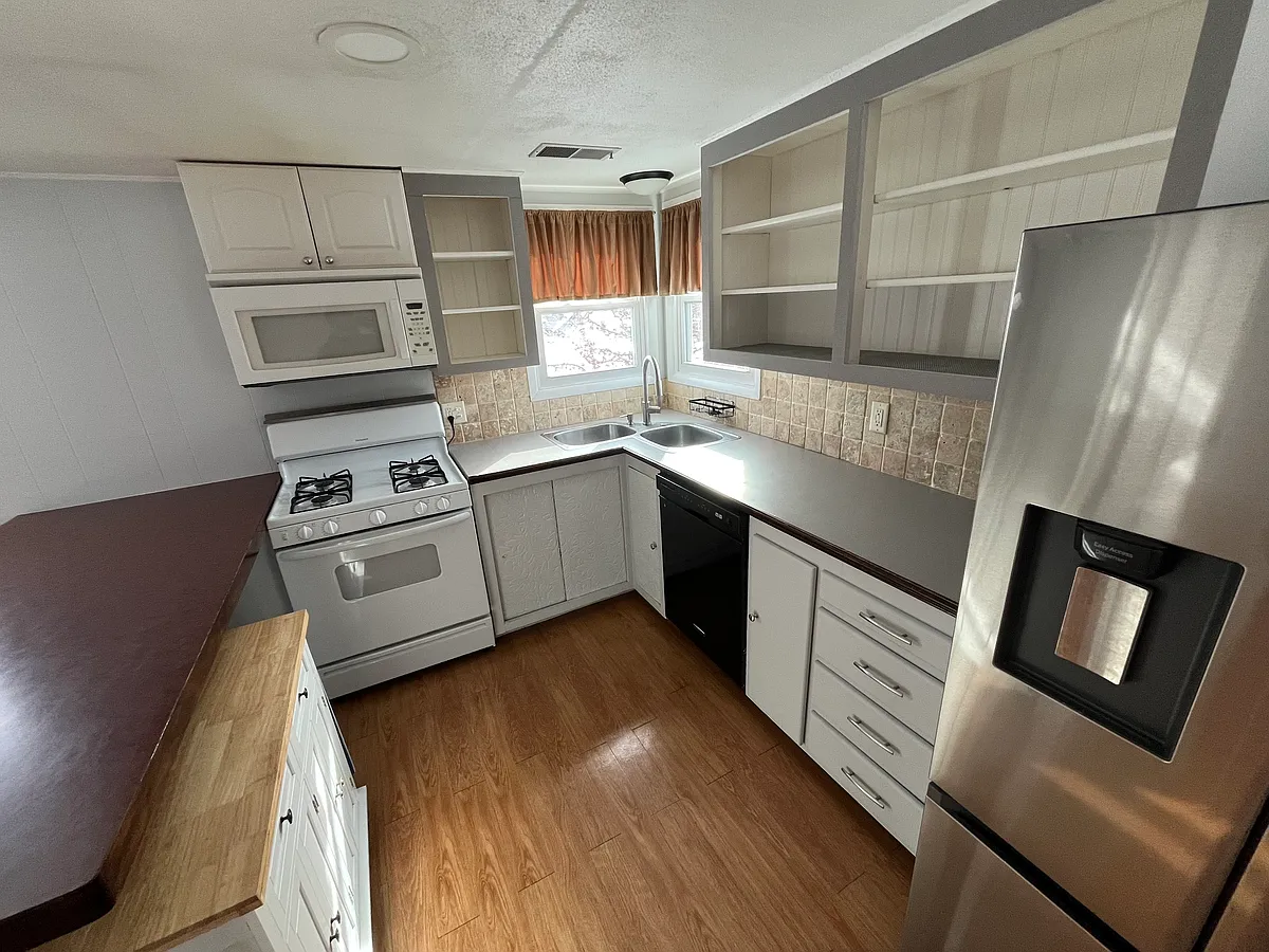 Building Photo - 44 Sprague Ave #2