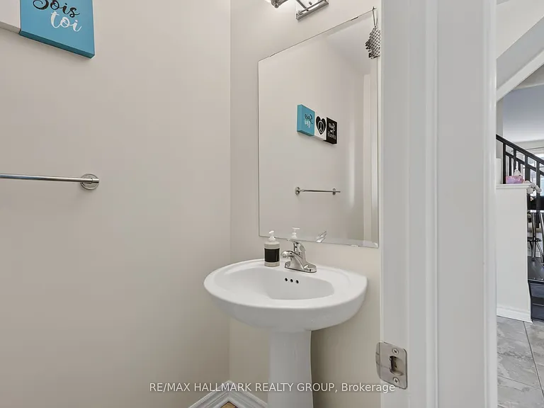 111 Eric Maloney Way — Photo 6