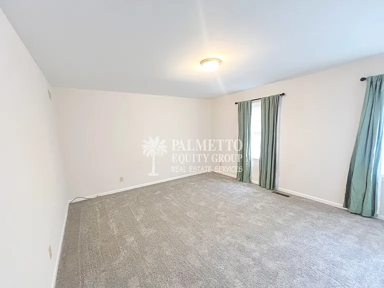 1103 W Bessemer Ave #B — Photo 8